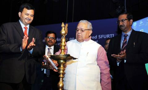 The Union Minister for Micro, Small and Medium Enterprises, Shri Kalraj Mishra lighting the lamp to inaugurate the National Level Workshop on Revamped SFURTI