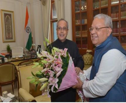 Shri Kalraj Mishra Honble Minister MSME wished Happy Diwali to Honble President of India