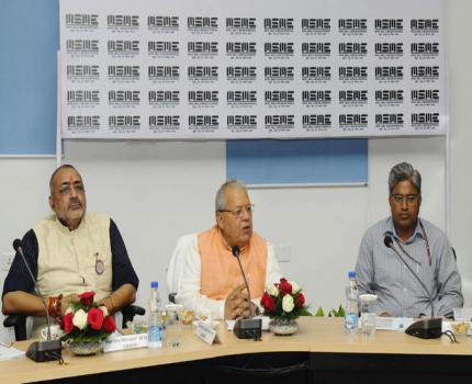 The Union Minister for Micro, Small and Medium Enterprises, Shri Kalraj Mishra declaring the action taken on the meeting of the Committee of Secretaries, at a function, in New Delhi on March 15, 2016. The Minister of State for Micro, Small & Medium Enterp